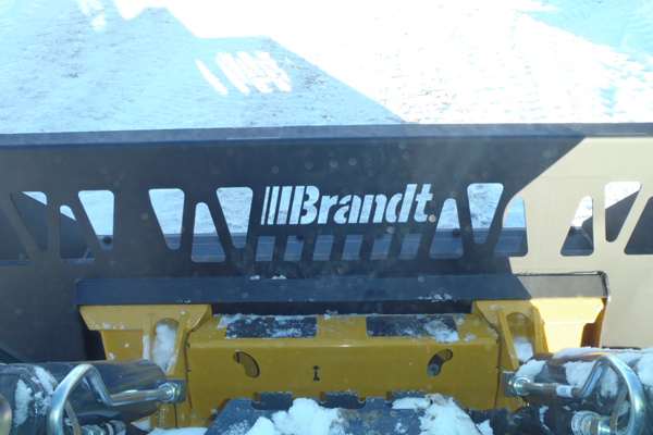 Snow-Bucket-photo_06