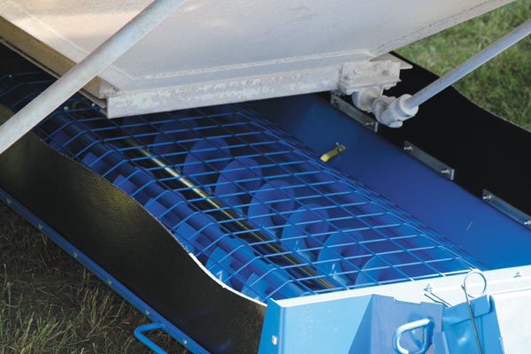 HP-Truck-Unloading-Auger-photo_12