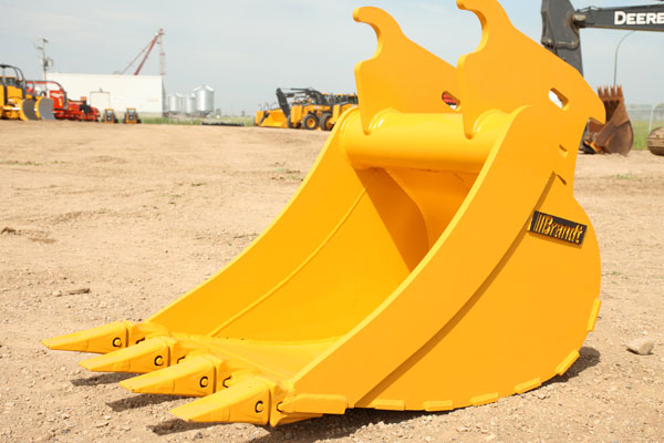 BL-Dig-Bucket-photo_02
