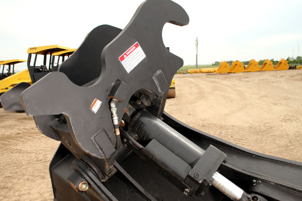 Tilt-Bucket-photo_02