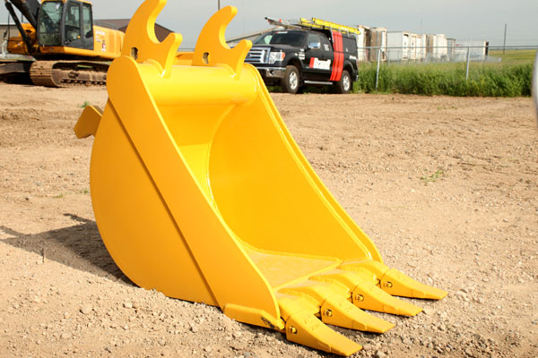 CE-Dig-Bucket-photo_03