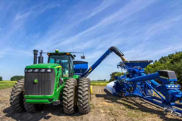 HP-Truck-Unloading-Auger-photo_11
