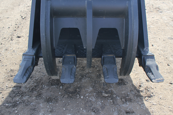 ES-Dig-Bucket-photo_05