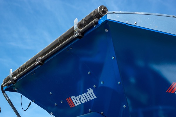 HP-Truck-Unloading-Auger-photo_07