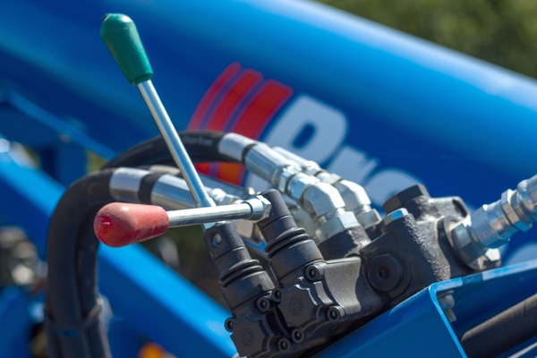 HP-Truck-Unloading-Auger-photo_06